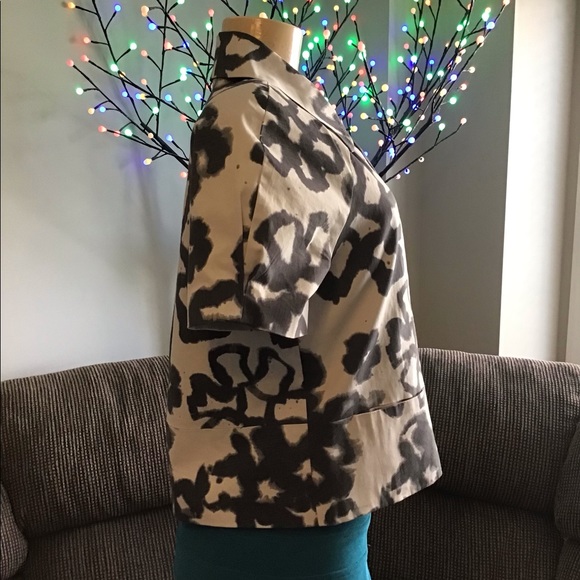 Simply Vera Vera Wang Jacket Size S Velvet Hanger Included 👗 - Picture 5 of 9